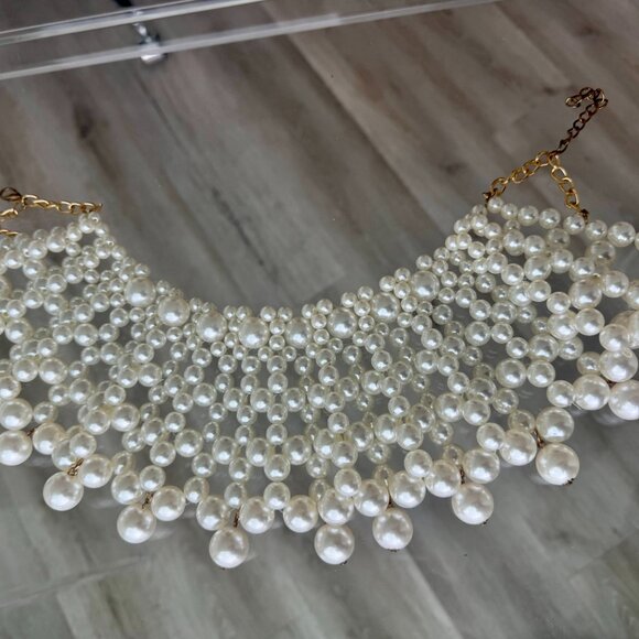 White Pearl Layered Choker Statement Necklace - Picture 3 of 4